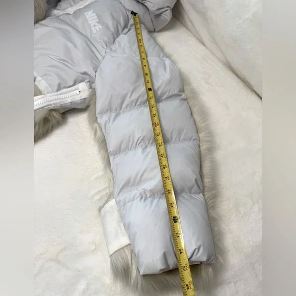 Nike x Sacai Parka Down Fill Faux Fur Skiing, Winter, Snow, Performance Jacket - Picture 14 of 16